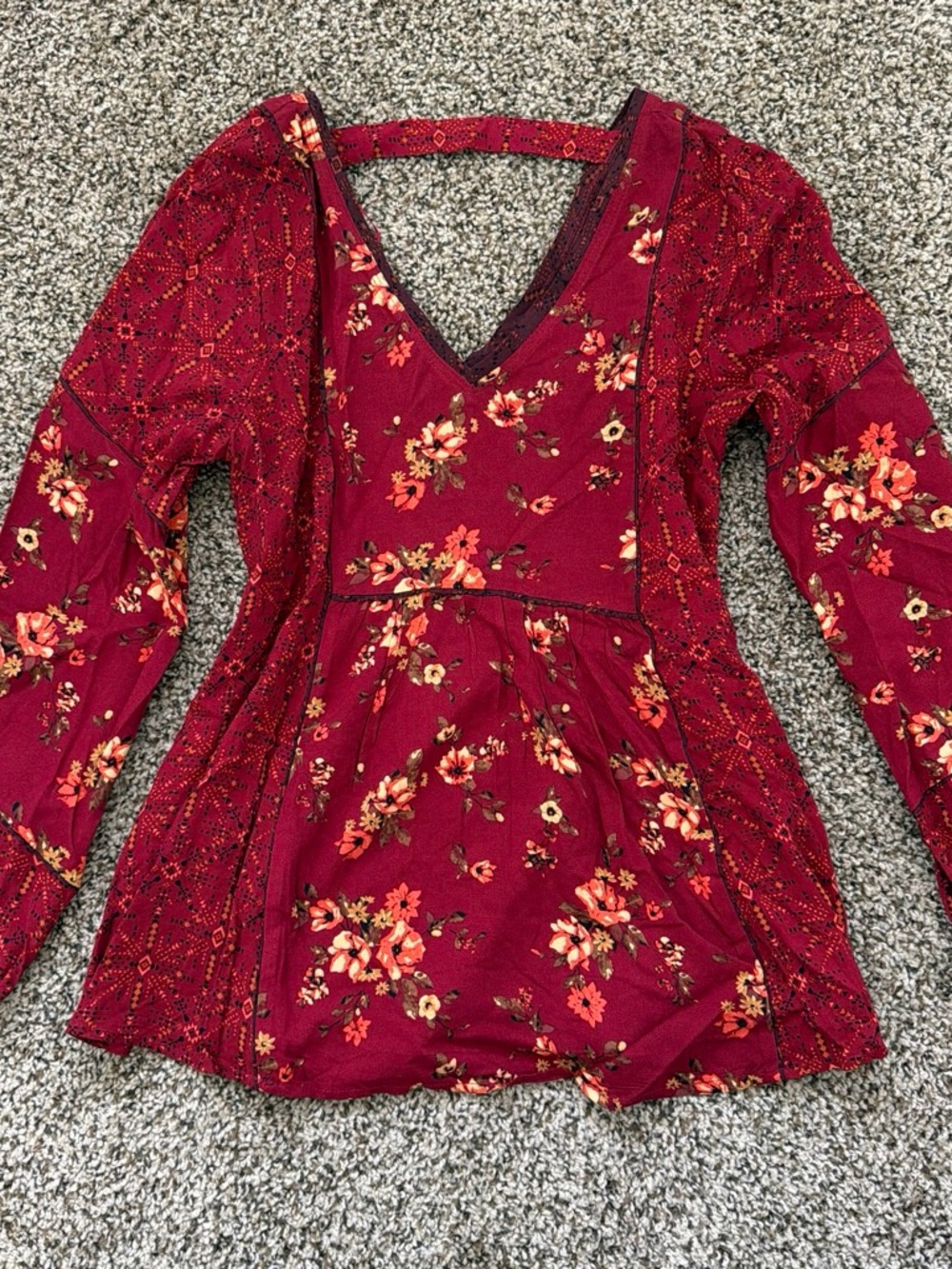 Maurices Burgundy Red Floral V-Neck Tunic Top